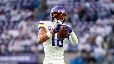 Vikings playoff picture: How Minnesota can clinch NFC wild.